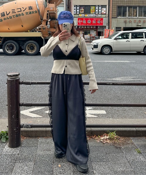 PILIT(ピリット)の「ピンタックレース付きパンツ(その他パンツ・レディース・チャコールグレー/ブラック・MEDIUM)」の4枚目の写真