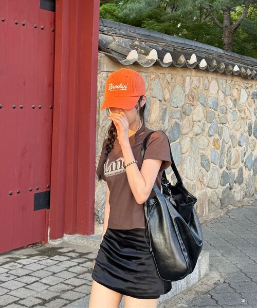 LMCの「WM ニュークラシックロゴクロップドTシャツ ホワイト(Tシャツ/カットソー・レディース・その他・S/M)」の14枚目の写真