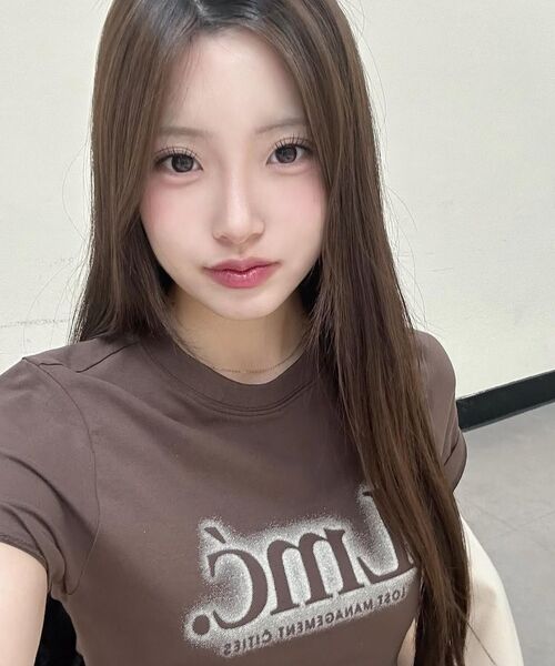LMCの「WM ニュークラシックロゴクロップドTシャツ ホワイト(Tシャツ/カットソー・レディース・その他・S/M)」の11枚目の写真