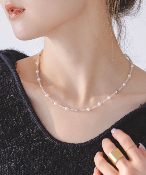 Noble(ノーブル)の「MIHOKO SAKAI/ミホコサカイ ポイントSパールネックレス(ネックレス・レディース・イエロー/ライトグレー・FREE)」の1枚目の写真