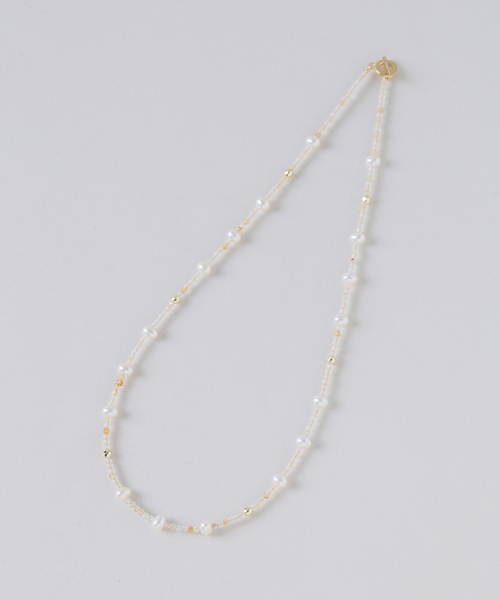 Noble(ノーブル)の「MIHOKO SAKAI/ミホコサカイ ポイントSパールネックレス(ネックレス・レディース・イエロー/ライトグレー・FREE)」の7枚目の写真