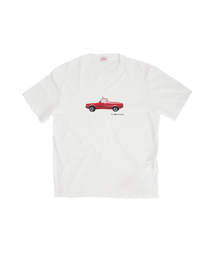 1011GALLERY（ワンゼロワンワンギャラリー）の「Gallery Red Car T-shirt_White（Tシャツ/カットソー）」