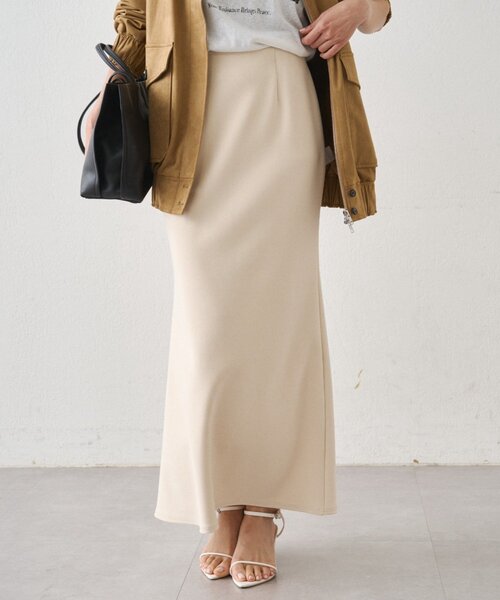 LOUNGEDRESS（ラウンジドレス）の「カットジョーゼットマーメイドスカート（スカート・レディース・ブラック/アイボリー・SMALL/MEDIUM）」の2枚目の写真