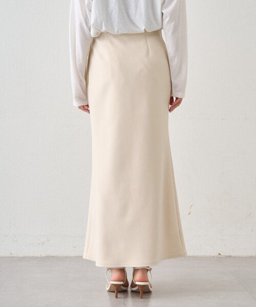 LOUNGEDRESS（ラウンジドレス）の「カットジョーゼットマーメイドスカート（スカート・レディース・ブラック/アイボリー・SMALL/MEDIUM）」の20枚目の写真