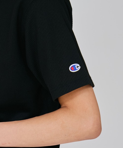 Champion Golf（チャンピオンゴルフ）の「【Champion/チャンピオン】メンズ GOLF ショートスリーブモックネックシャツ（Tシャツ/カットソー・メンズ・ネイビー/ブラック/レッド/オフホワイト・X-LARGE/LARGE/MEDIUM）」の9枚目の写真