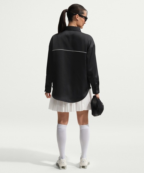 NIKE(ナイキ)の「NIKE AS W NSW OFFLN WVN STN LS TOP IM0576(その他アウター・レディース・ブラック/オリーブ・S/M)」の3枚目の写真