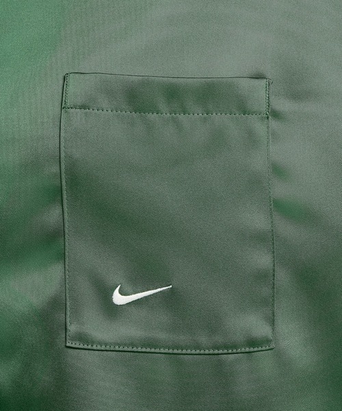 NIKE(ナイキ)の「NIKE AS W NSW OFFLN WVN STN LS TOP IM0576(その他アウター・レディース・ブラック/オリーブ・S/M)」の10枚目の写真