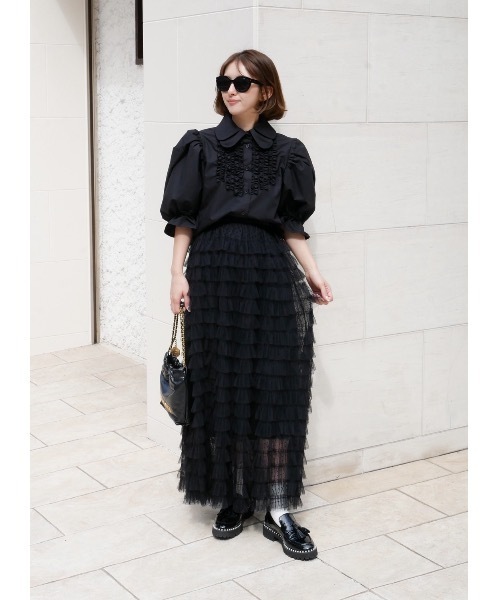 BeBeoD（べベッド）の「シアーフリルティアードスカート（スカート・レディース・ブラック/アイボリー・フリー）」の2枚目の写真