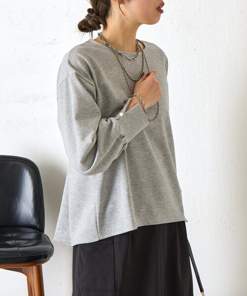 Jena espace merveilleux(ジェナ エスパスメルヴェイユ)の「バックタックプルオーバー(Tシャツ/カットソー・レディース・ネイビー/アイボリー/グレー・FREE)」の22枚目の写真