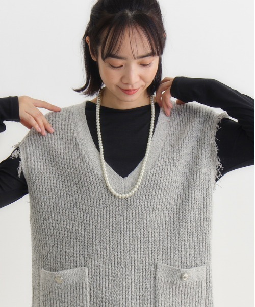 Right-on（ライトオン）の「【HONEYSUCKLE ROSE】シアー クルーネック 長袖Tシャツ (トレンド透け感 / レイヤードスタイル / カジュアルコーデ)（その他トップス・レディース・ブラック/ホワイト/イエロー/ターコイズブルー・L/M）」の2枚目の写真