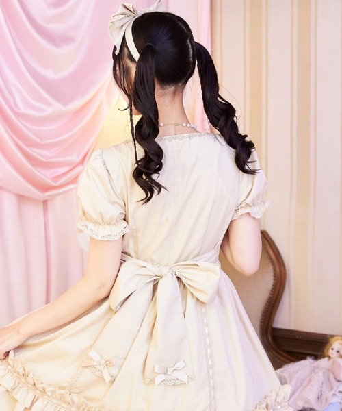 BODYLINE（ボディライン）の「3wayケープつきリボンのロイヤルドールドレス 5点セット（ワンピース・レディース・ベージュ/ブラック×ホワイト/ピンク/ブラウン・L/M/4L/2L）」の17枚目の写真