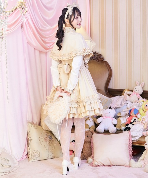 BODYLINE(ボディライン)の「3wayケープつきリボンのロイヤルドールドレス 5点セット(ワンピース・レディース・ベージュ/ブラック×ホワイト/ピンク/ブラウン・L/M/4L/2L)」の17枚目の写真
