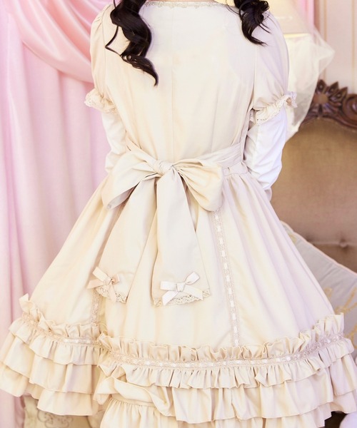 BODYLINE(ボディライン)の「3wayケープつきリボンのロイヤルドールドレス 5点セット(ワンピース・レディース・ベージュ/ブラック×ホワイト/ピンク/ブラウン・L/M/4L/2L)」の20枚目の写真