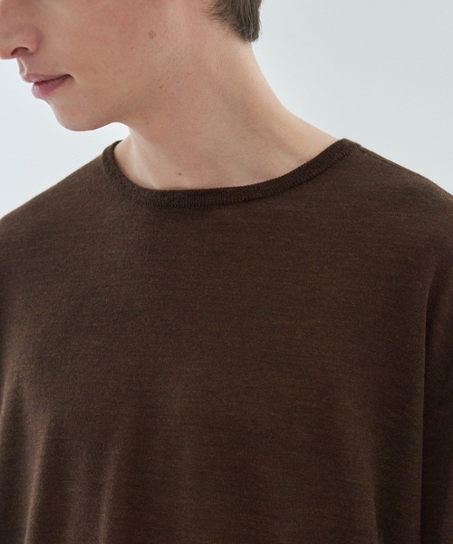 ESTNATION(エストネーション)の「ESTNATION / ウルトラファインウール ロングスリーブニットTシャツ(ニット/セーター・メンズ・ベージュ/ブラウン/チャコールグレー・LARGE/MEDIUM)」の21枚目の写真