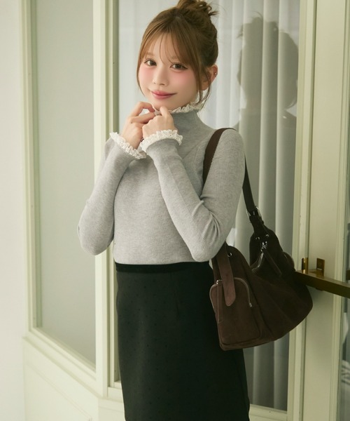 TITTY&CO.(ティティーアンドコー)の「スウェード調ショルダーバッグ(ショルダーバッグ・レディース・ピンク/ブラウン/ベージュ・FREE)」の7枚目の写真