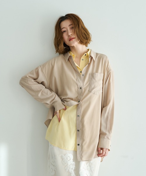 Editt by YECCA VECCA（エディットバイイェッカヴェッカ）の「シアーレイヤードシャツ（シャツ/ブラウス・レディース・ベージュ/ラベンダー/ブルー・FREE）」の2枚目の写真