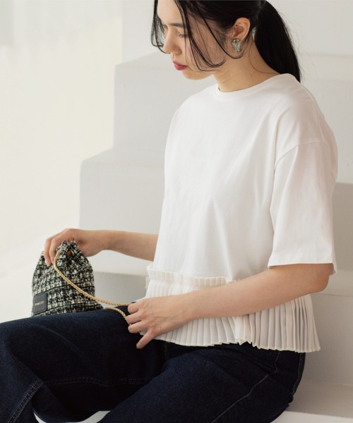 OPAQUE.CLIP(オペークドットクリップ)の「プリーツデザインドッキングトップス(Tシャツ/カットソー・レディース・ホワイト/チャコール/ブラウン系その他/ブラック・40/38)」の9枚目の写真