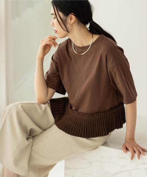 OPAQUE.CLIP(オペークドットクリップ)の「プリーツデザインドッキングトップス(Tシャツ/カットソー・レディース・ホワイト/チャコール/ブラウン系その他/ブラック・40/38)」の17枚目の写真