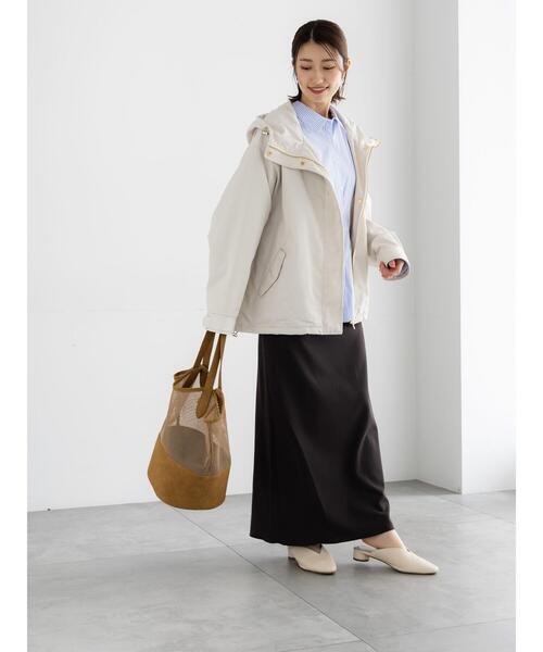 Te chichi(テチチ)の「ペプラムシャツ(シャツ/ブラウス・レディース・オフホワイト/ネイビー/サックスブルー・F)」の18枚目の写真