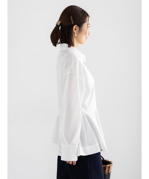 Te chichi(テチチ)の「ペプラムシャツ(シャツ/ブラウス・レディース・オフホワイト/ネイビー/サックスブルー・F)」の12枚目の写真