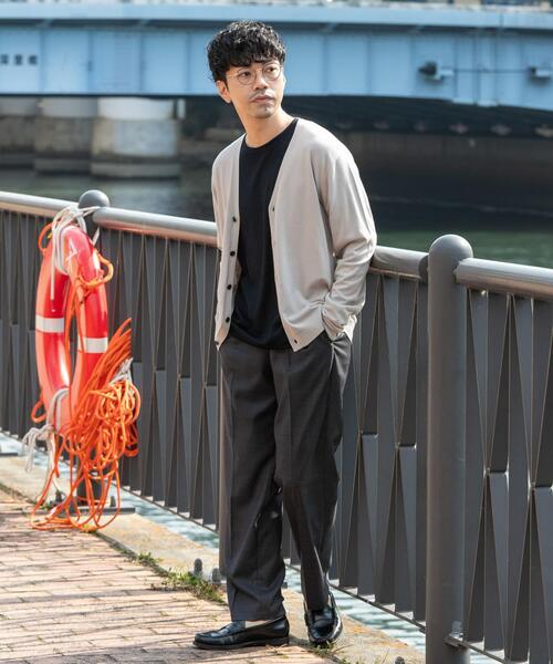 URBAN RESEARCH ROSSO MEN（アーバンリサーチロッソメン）の「『WEB限定』シルク混ベーシックカーディガン（カーディガン/ボレロ・メンズ・グレー系その他/ブラウン/ブルー系その他・LARGE/MEDIUM）」の14枚目の写真
