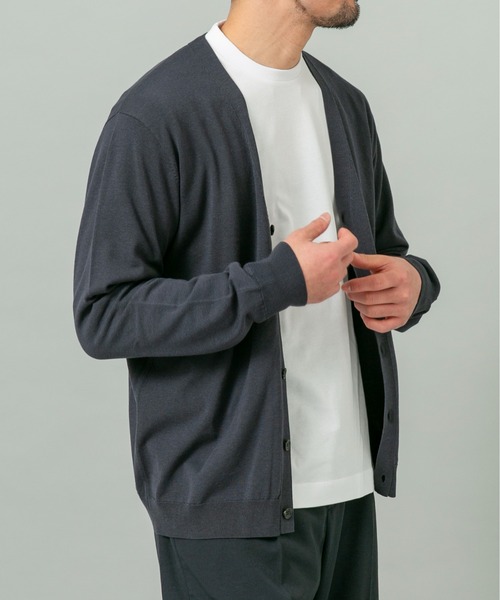 URBAN RESEARCH ROSSO MEN(アーバンリサーチロッソメン)の「シルク混ベーシックカーディガン(カーディガン/ボレロ・メンズ・グレー系その他/ブラウン/ブルー系その他・LARGE/MEDIUM)」の1枚目の写真