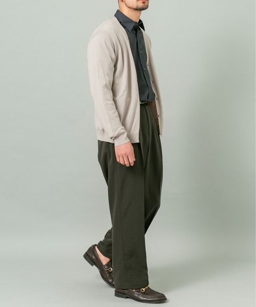 URBAN RESEARCH ROSSO MEN(アーバンリサーチロッソメン)の「シルク混ベーシックカーディガン(カーディガン/ボレロ・メンズ・グレー系その他/ブラウン/ブルー系その他・LARGE/MEDIUM)」の9枚目の写真