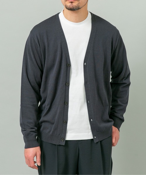 URBAN RESEARCH ROSSO MEN(アーバンリサーチロッソメン)の「シルク混ベーシックカーディガン(カーディガン/ボレロ・メンズ・グレー系その他/ブラウン/ブルー系その他・LARGE/MEDIUM)」の16枚目の写真