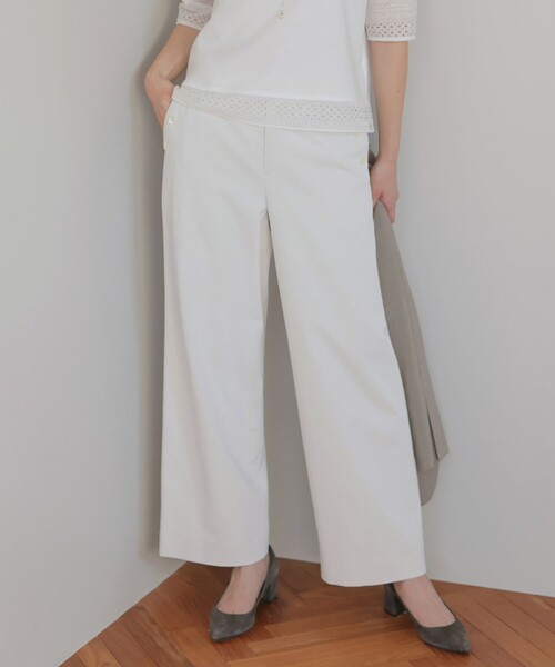 J.PRESS(ジェイプレス)の「麻シェルドライ ワイド ストレート パンツ(その他パンツ・レディース・ネイビー系/ダークブラウン系/黄土色系/アイボリー系・T13/T15/T17)」の3枚目の写真