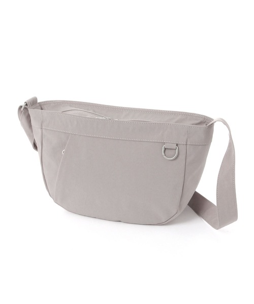 niko and...（ニコアンド）の「Dカンポケットサイドバッグ（ショルダーバッグ・メンズ・ブラック/ライトグレー・FREE）」の5枚目の写真
