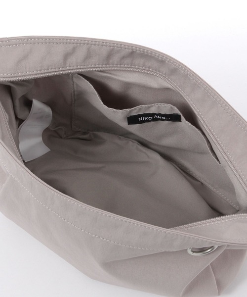 niko and...（ニコアンド）の「Dカンポケットサイドバッグ（ショルダーバッグ・メンズ・ブラック/ライトグレー・FREE）」の19枚目の写真