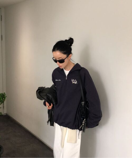 LEVAR(レバー)の「British Half-Zip Sweatshirt - Blueberry Navy(スウェット・レディース・その他・FREE)」の5枚目の写真