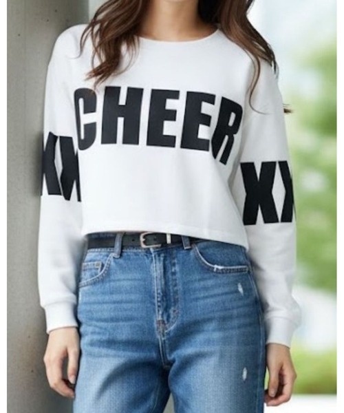 CHEER(チアー)の「スウェットトレーナー(スウェット・レディース・ブラック/ホワイト・S/L/M)」の2枚目の写真