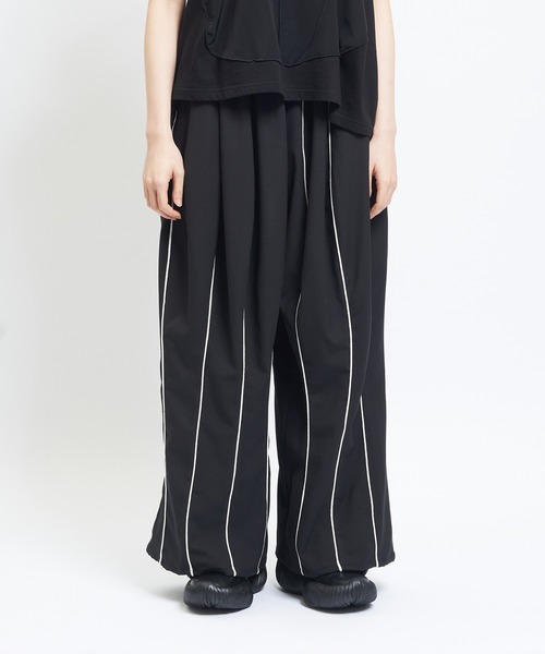 gomme(ゴム)の「チューリップツイルパンツ(その他パンツ・レディース・ブラック・MEDIUM)」の6枚目の写真