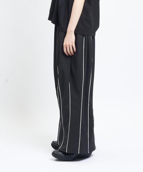 gomme(ゴム)の「チューリップツイルパンツ(その他パンツ・レディース・ブラック・MEDIUM)」の7枚目の写真