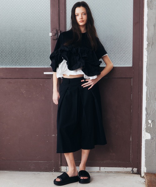 LE CIEL BLEU（ルシェルブルー）の「プリーツハーフパンツ / Pleated Half Pants（その他パンツ・レディース・グレー/マルチ/ブラック・34/36/38）」の2枚目の写真