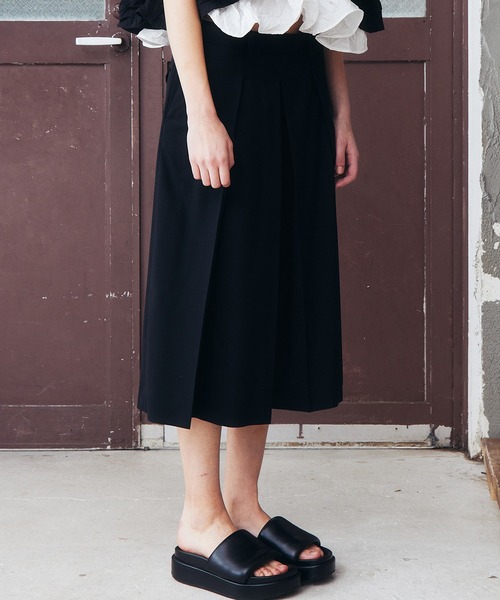 LE CIEL BLEU（ルシェルブルー）の「プリーツハーフパンツ / Pleated Half Pants（その他パンツ・レディース・グレー/マルチ/ブラック・34/36/38）」の19枚目の写真