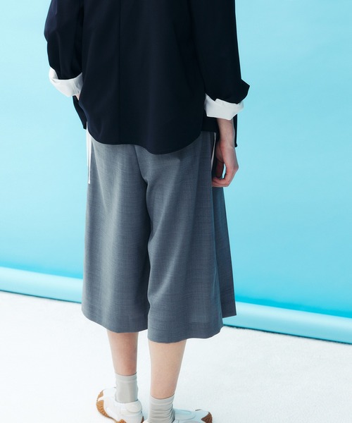 LE CIEL BLEU（ルシェルブルー）の「プリーツハーフパンツ / Pleated Half Pants（その他パンツ・レディース・グレー/マルチ/ブラック・34/36/38）」の11枚目の写真