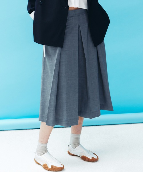 LE CIEL BLEU（ルシェルブルー）の「プリーツハーフパンツ / Pleated Half Pants（その他パンツ・レディース・グレー/マルチ/ブラック・34/36/38）」の6枚目の写真