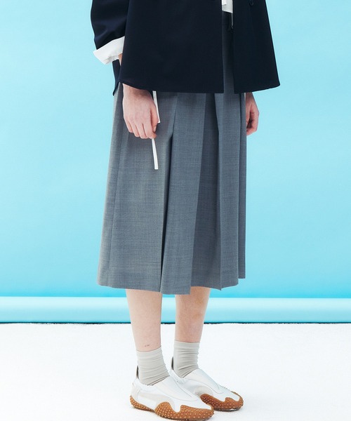 LE CIEL BLEU（ルシェルブルー）の「プリーツハーフパンツ / Pleated Half Pants（その他パンツ・レディース・グレー/マルチ/ブラック・34/36/38）」の9枚目の写真