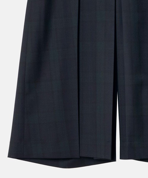 LE CIEL BLEU（ルシェルブルー）の「プリーツハーフパンツ / Pleated Half Pants（その他パンツ・レディース・グレー/マルチ/ブラック・34/36/38）」の17枚目の写真