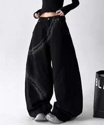 【26年春夏新作】チェーンぼかしプリント カーブシルエット バレルレッグワイドデニムパンツ