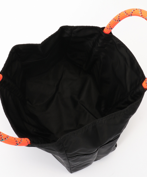 IENA（イエナ）の「NOMADIS/ノマディス SAC2 W/16  バッグ 26SS-N197-0（トートバッグ・レディース・ベージュ/ブラック・FREE）」の6枚目の写真