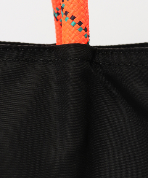 IENA（イエナ）の「NOMADIS/ノマディス SAC2 W/16  バッグ 26SS-N197-0（トートバッグ・レディース・ベージュ/ブラック・FREE）」の11枚目の写真