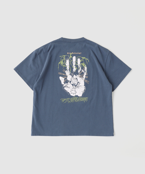 BRAIN DEAD（ブレインデット）の「BRAIN DEAD / ブレインデッド EARTH DEFENSE T-SHIRT（Tシャツ/カットソー・メンズ・ダークブルー・LARGE/MEDIUM）」の2枚目の写真