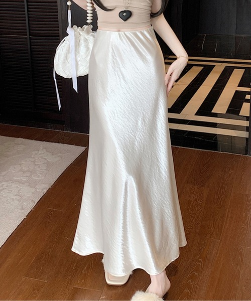 AMAJI(アマジ)の「水彩サテンマーメイドスカート(スカート・レディース・ブラック/ホワイト・X-LARGE/LARGE/MEDIUM/SMALL)」の5枚目の写真