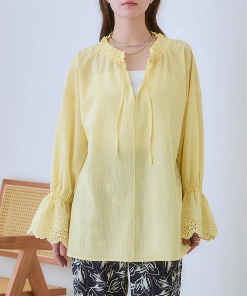 nissen(ニッセン)の「袖口スカラ刺しゅうレース衿フリルシャツチュニック(シャツ/ブラウス・レディース・ブラック/オフホワイト/イエロー・L/M/S/LL)」の20枚目の写真