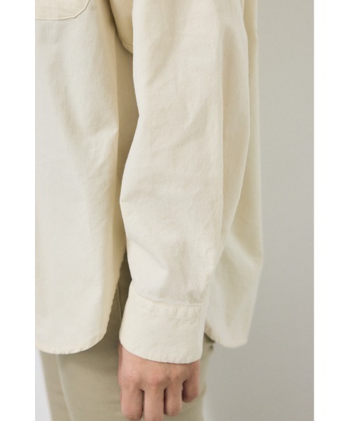 AZUL by moussy(アズールバイマウジー)の「コーデュロイリラックスポケットシャツ(シャツ/ブラウス・レディース・アイボリー/ライトピンク/ライトブラック・FREE)」の14枚目の写真