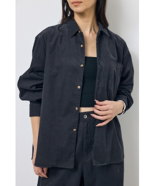 AZUL by moussy(アズールバイマウジー)の「コーデュロイリラックスポケットシャツ(シャツ/ブラウス・レディース・アイボリー/ライトピンク/ライトブラック・FREE)」の17枚目の写真