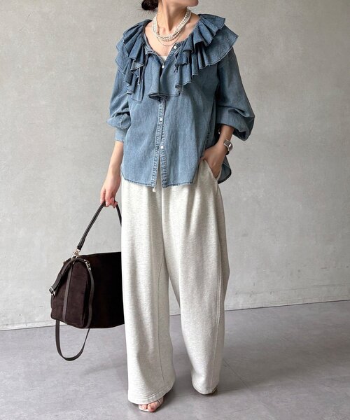 DouDou（ドゥドゥ）の「ライトデニムフリルブラウス（シャツ/ブラウス・レディース・ブルー・FREE）」の10枚目の写真